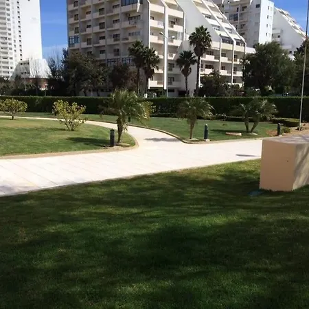 Sol Da Rocha 波尔蒂芒